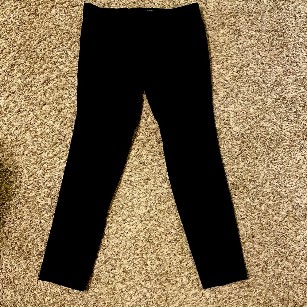 New without tags Banana Republic Sloan Fit black trouser size 4.